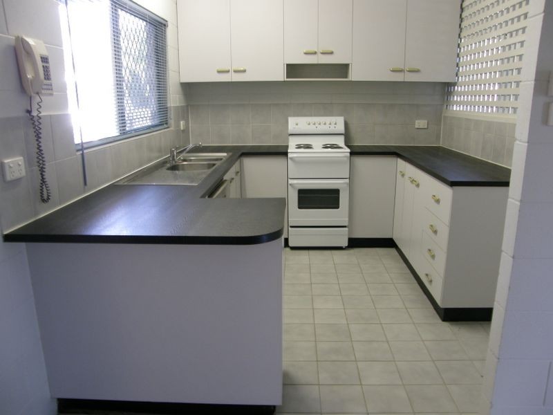 2 Craig Close, Brinsmead QLD 4870