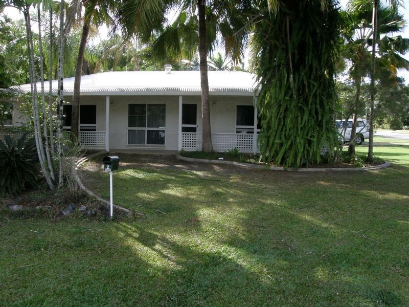 2 Craig Close, Brinsmead QLD 4870