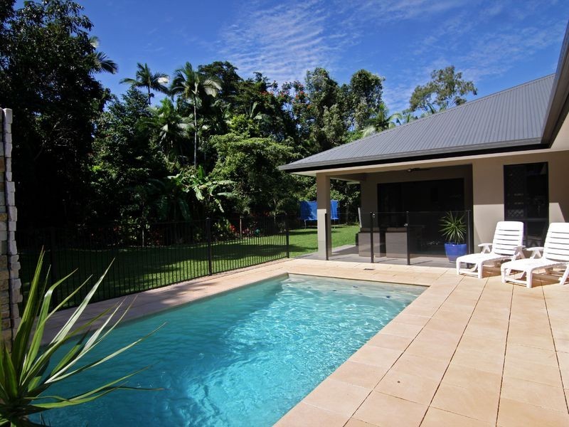 1A Byrnes Close, Whitfield QLD 4870