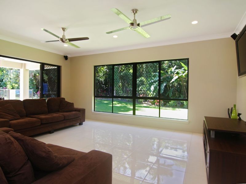 1A Byrnes Close, Whitfield QLD 4870