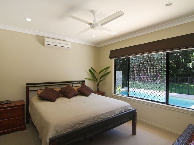 1A Byrnes Close, Whitfield QLD 4870