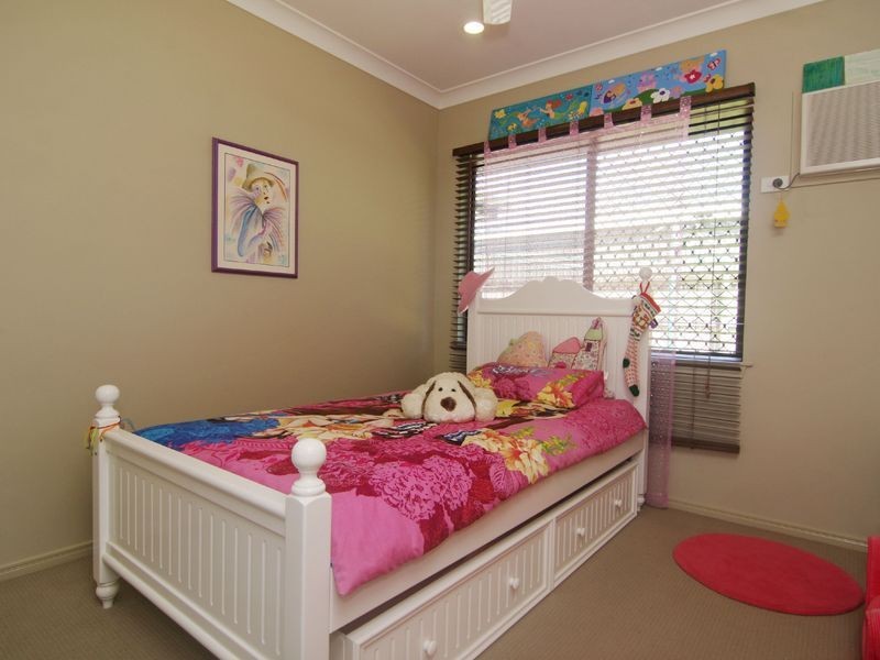 1A Byrnes Close, Whitfield QLD 4870
