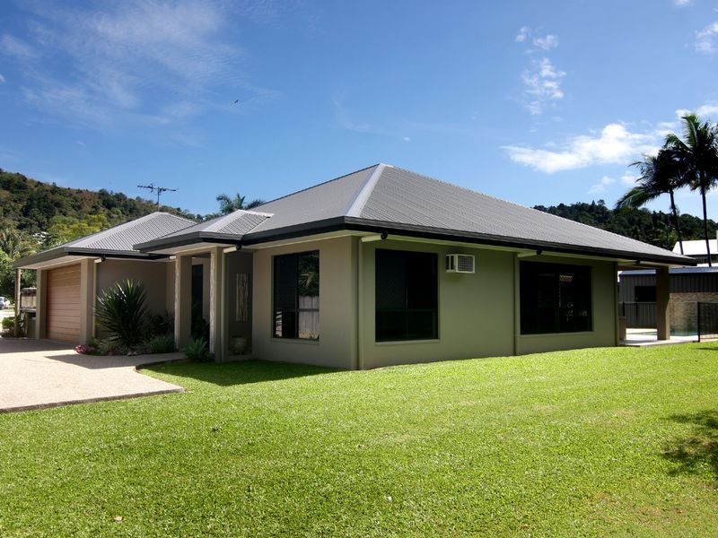 1A Byrnes Close, Whitfield QLD 4870