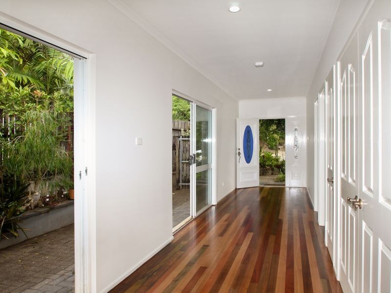 1 Panoramic Place, Whitfield QLD 4870