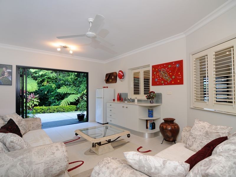 20 Findlay Street, Brinsmead QLD 4870