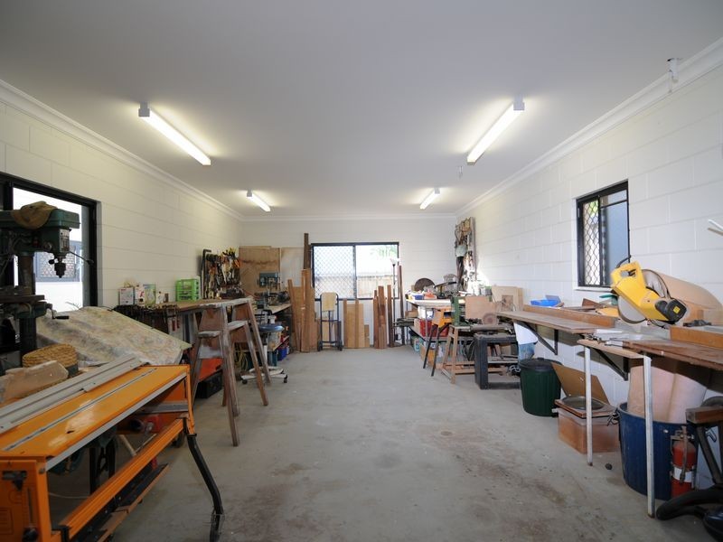 20 Findlay Street, Brinsmead QLD 4870