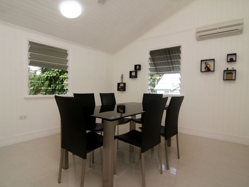 33 Upward Street, Parramatta Park QLD 4870