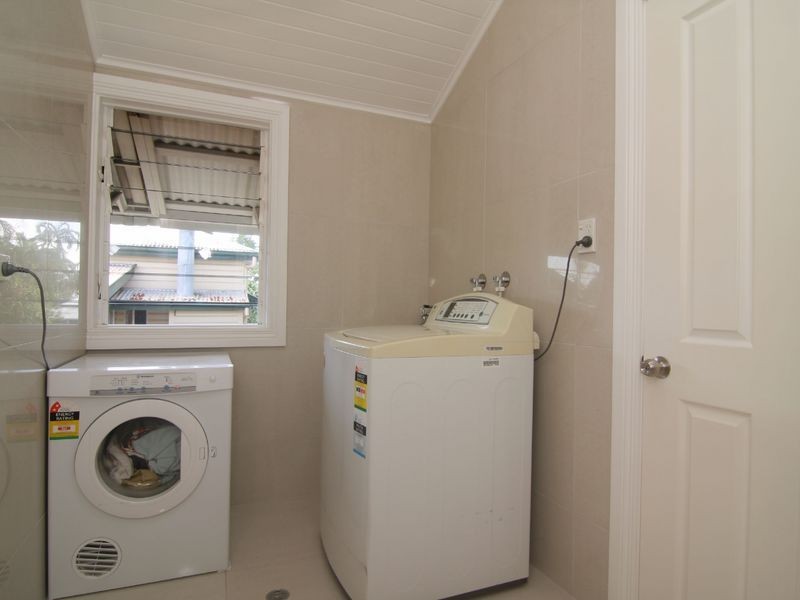 33 Upward Street, Parramatta Park QLD 4870