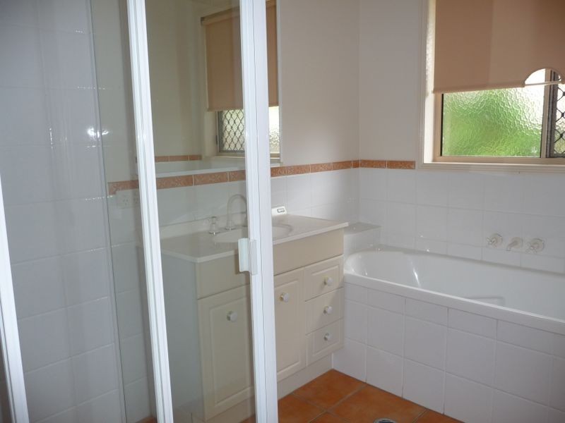 Brinsmead QLD 4870