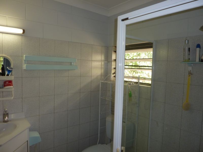 4 Harrison Close, Kanimbla QLD 4870