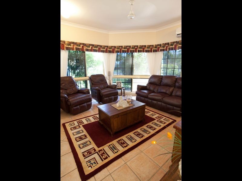 50 Banning Avenue, Brinsmead QLD 4870