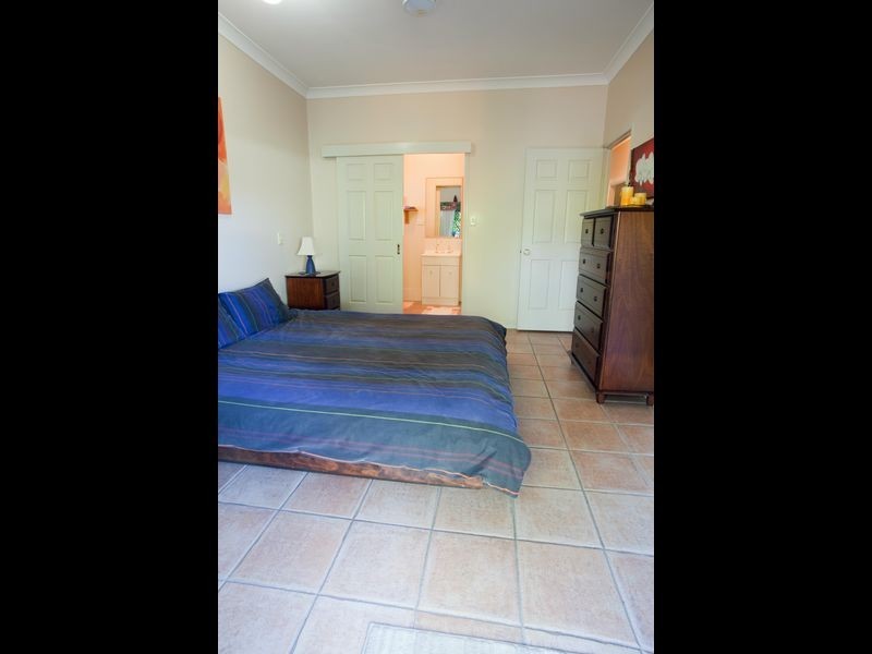 50 Banning Avenue, Brinsmead QLD 4870