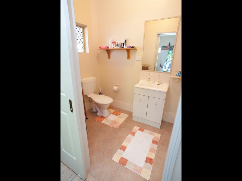 50 Banning Avenue, Brinsmead QLD 4870
