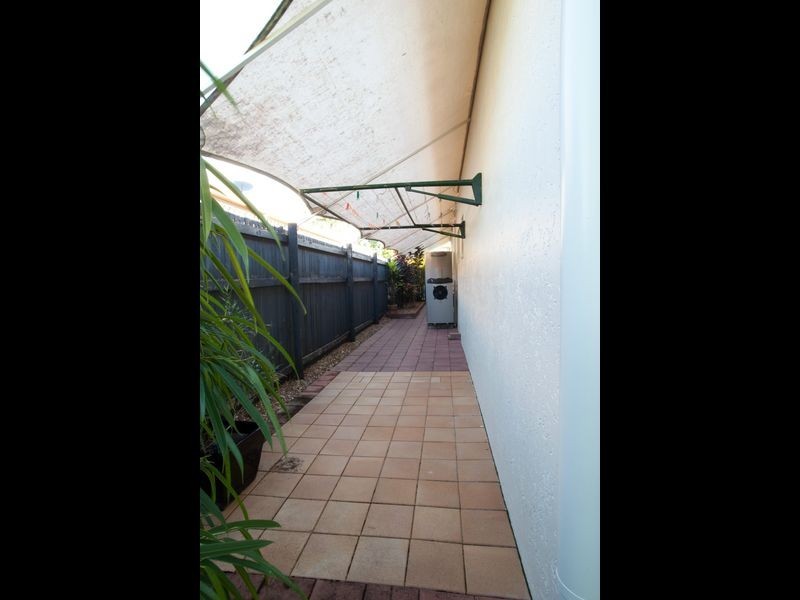 50 Banning Avenue, Brinsmead QLD 4870