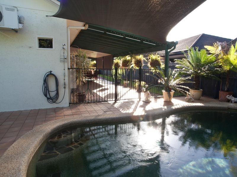 50 Banning Avenue, Brinsmead QLD 4870