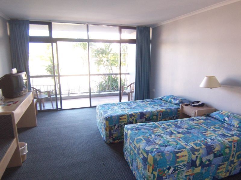 212/136 Sheridan Street, Aeroglen QLD 4870
