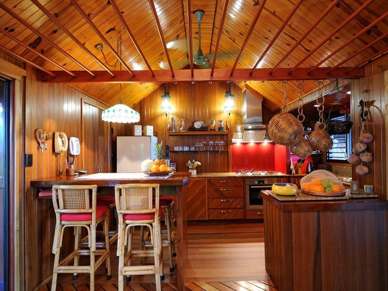113 O’Shea Esplanade, Machans Beach QLD 4878