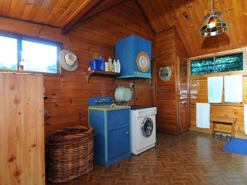 113 O’Shea Esplanade, Machans Beach QLD 4878
