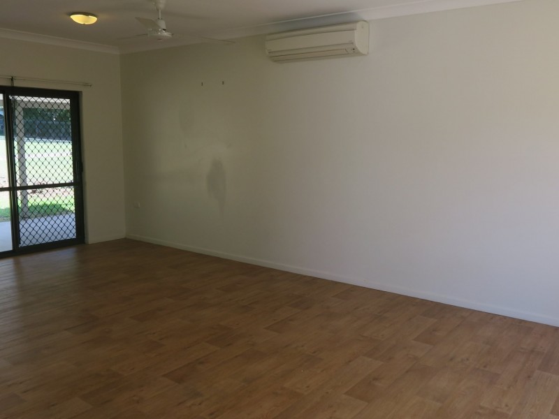 25 Ramsey Drive, Kanimbla QLD 4870