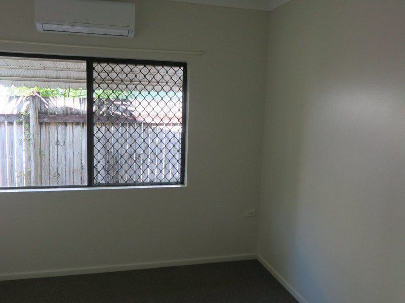 25 Ramsey Drive, Kanimbla QLD 4870