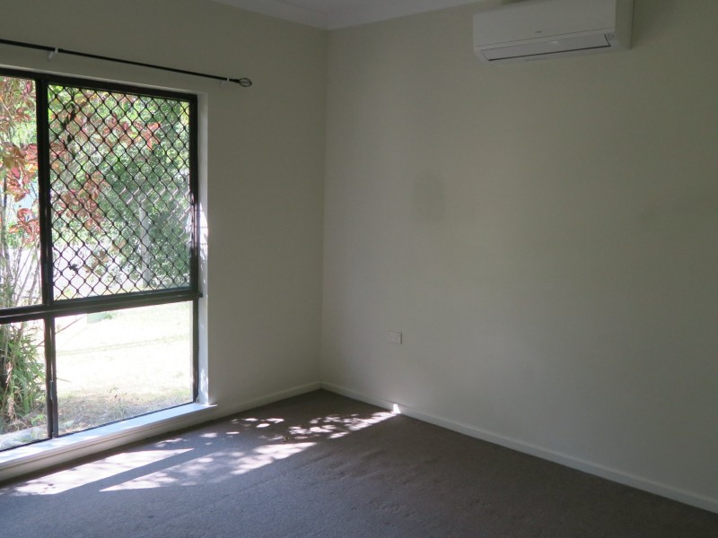 25 Ramsey Drive, Kanimbla QLD 4870