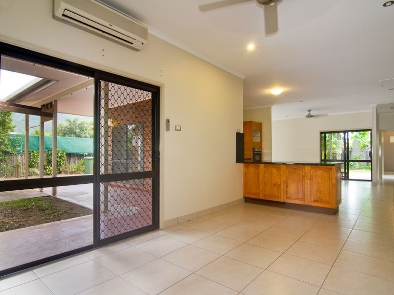 8 Sandpiper Court, Bayview Heights QLD 4868