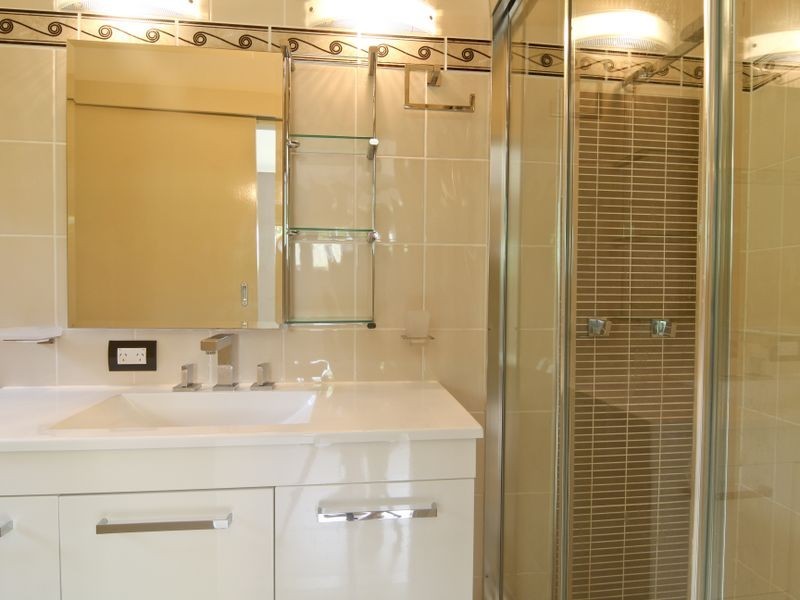 8 Sandpiper Court, Bayview Heights QLD 4868