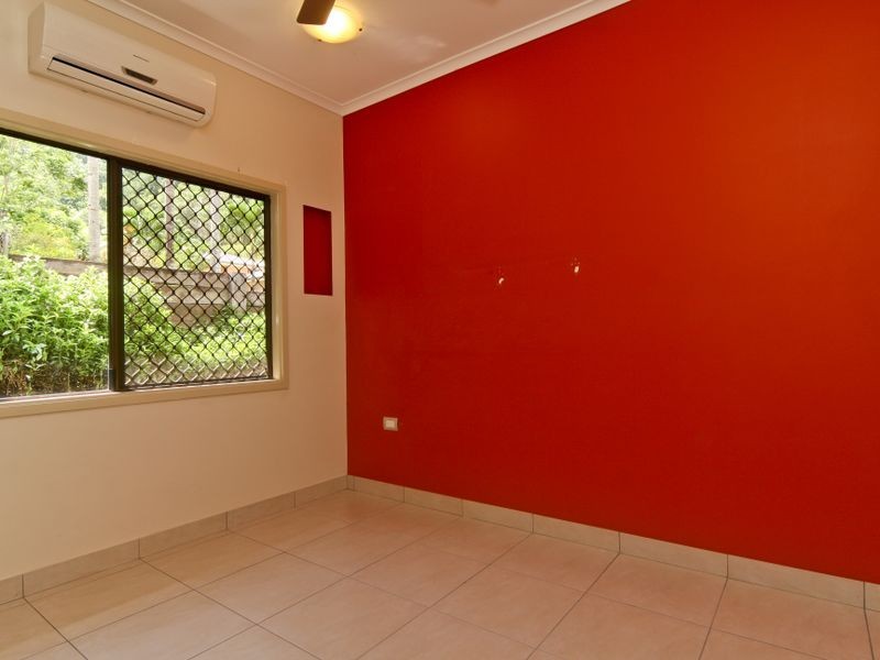 8 Sandpiper Court, Bayview Heights QLD 4868