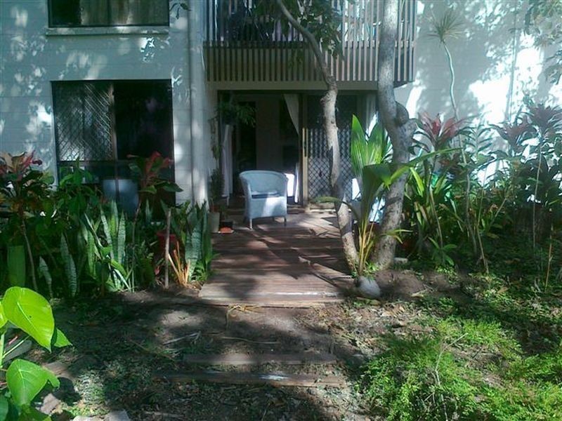 2/71 Boland Street, Westcourt QLD 4870