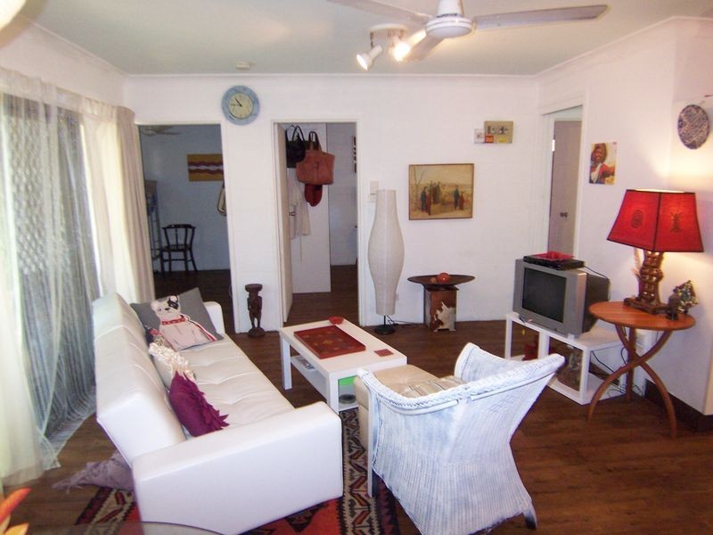 2/71 Boland Street, Westcourt QLD 4870