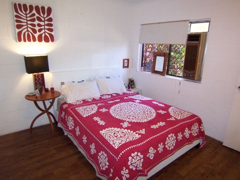 2/71 Boland Street, Westcourt QLD 4870