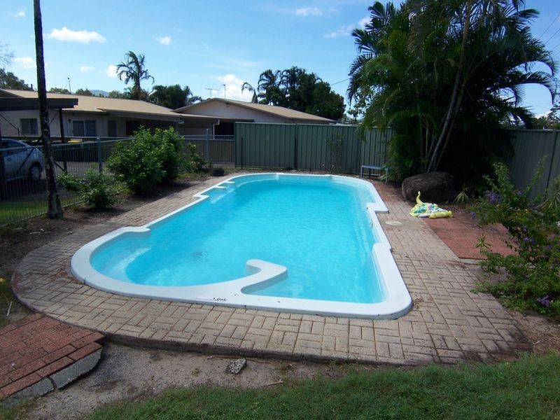 2/71 Boland Street, Westcourt QLD 4870