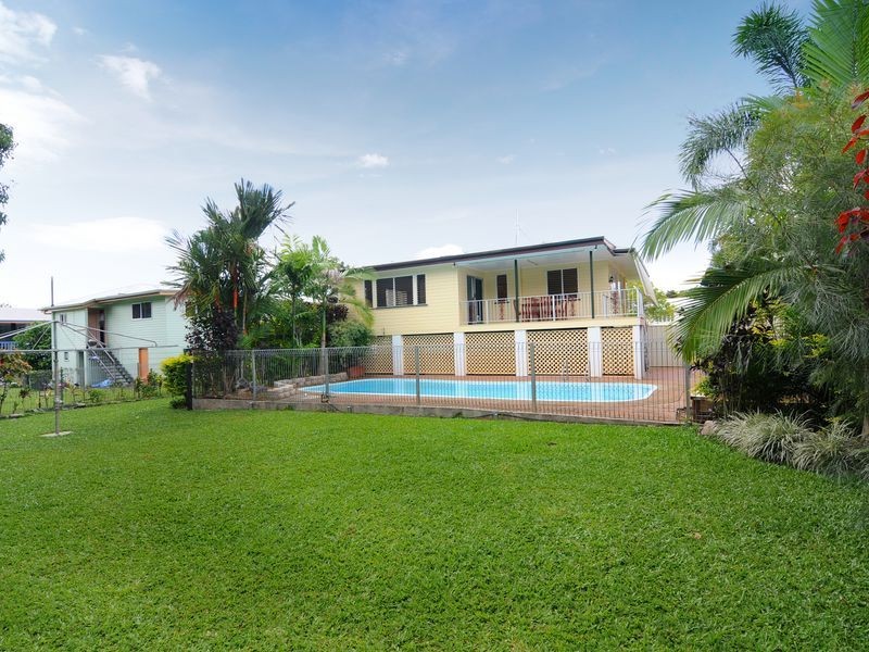 40 Cavendish Street, Earlville QLD 4870
