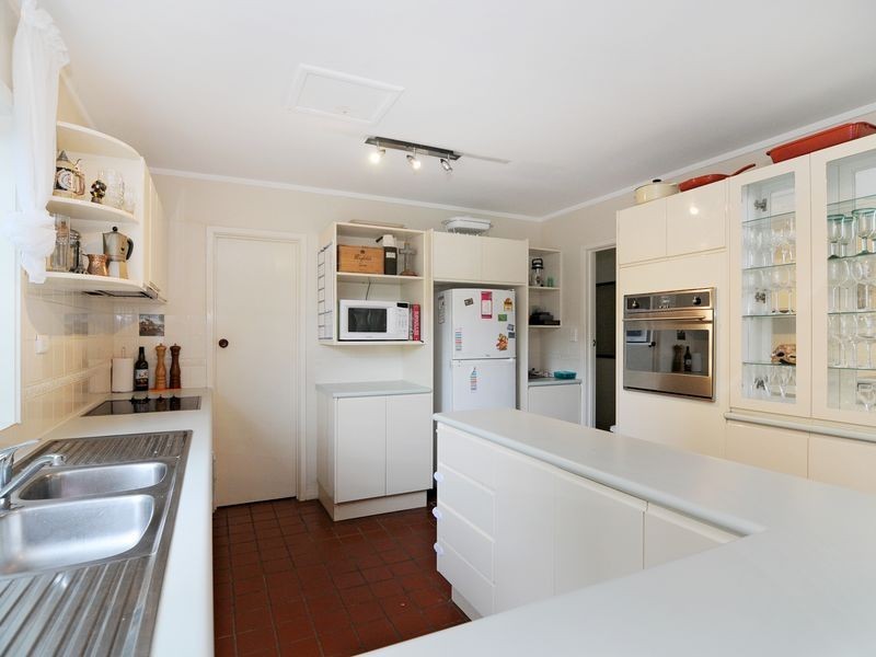 53 Hillview Crescent, Whitfield QLD 4870