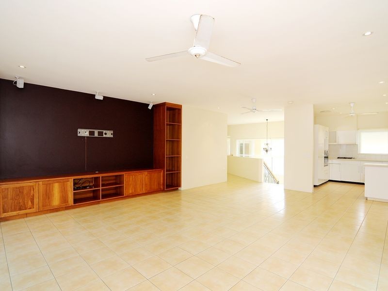 38 Latrielle Terrace, Brinsmead QLD 4870