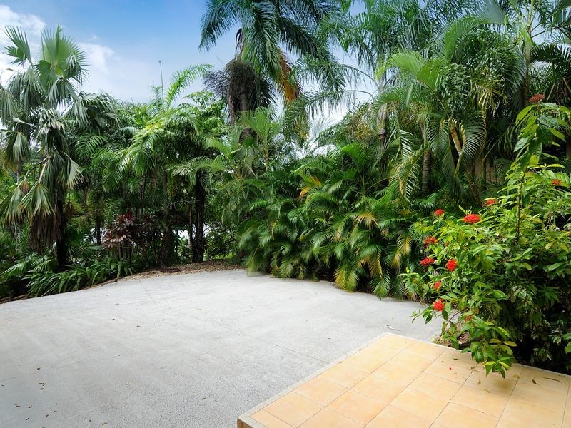 38 Latrielle Terrace, Brinsmead QLD 4870