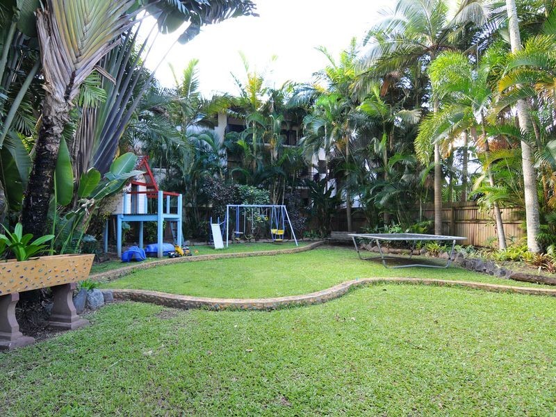 6 Shearer Avenue, Manunda QLD 4870