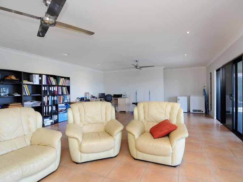 18 Jumna Close, Bentley Park QLD 4869