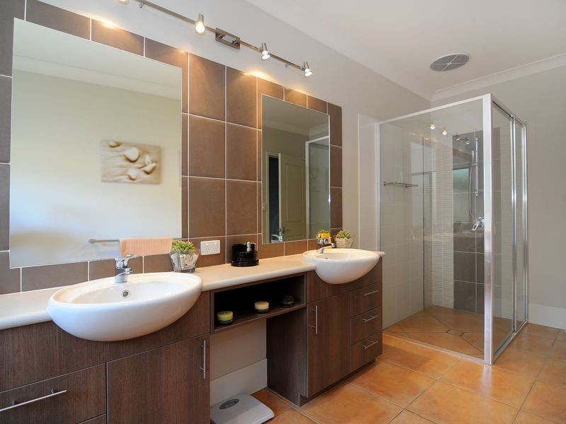 18 Jumna Close, Bentley Park QLD 4869