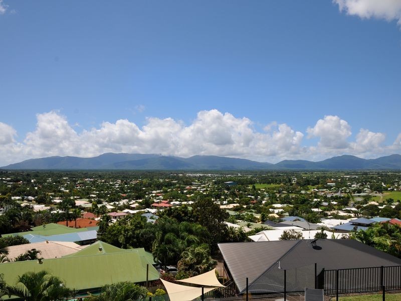 18 Jumna Close, Bentley Park QLD 4869