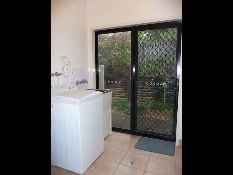 52 Wills Street, Brinsmead QLD 4870
