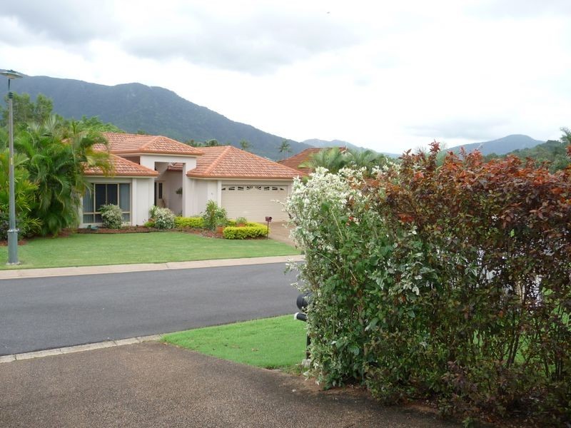 52 Wills Street, Brinsmead QLD 4870