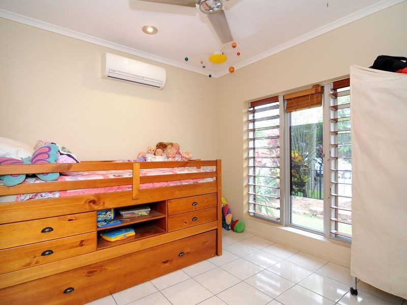 8 Fleming Street, Edge Hill QLD 4870