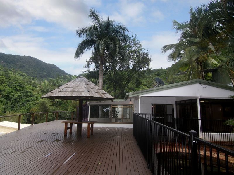 298 Toogood Road, Bayview Heights QLD 4868