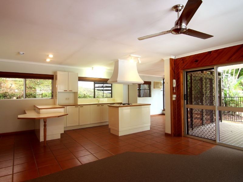 298 Toogood Road, Bayview Heights QLD 4868