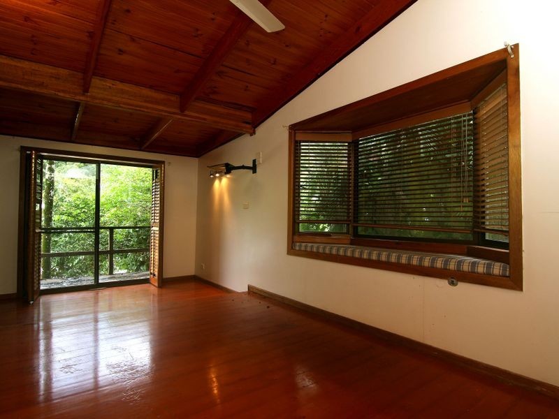 298 Toogood Road, Bayview Heights QLD 4868