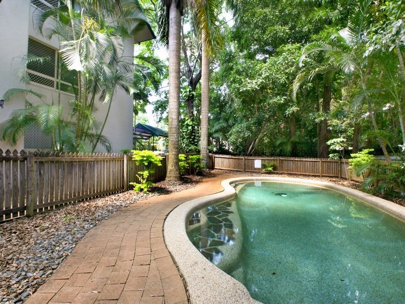 9/82 Old Smithfield Road, Freshwater QLD 4870