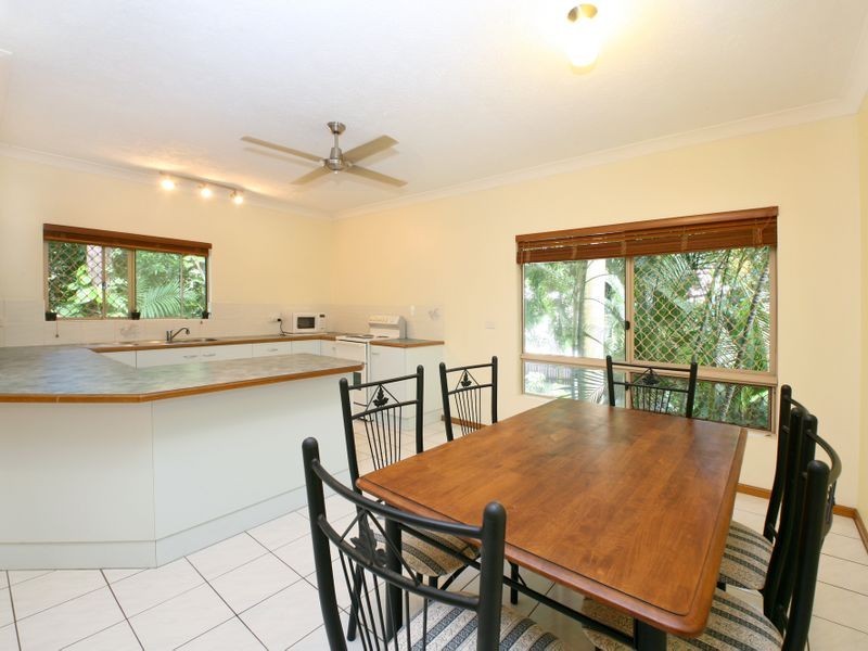 9/82 Old Smithfield Road, Freshwater QLD 4870