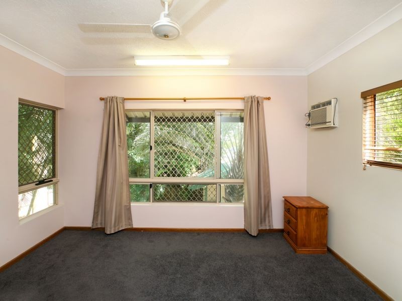 9/82 Old Smithfield Road, Freshwater QLD 4870