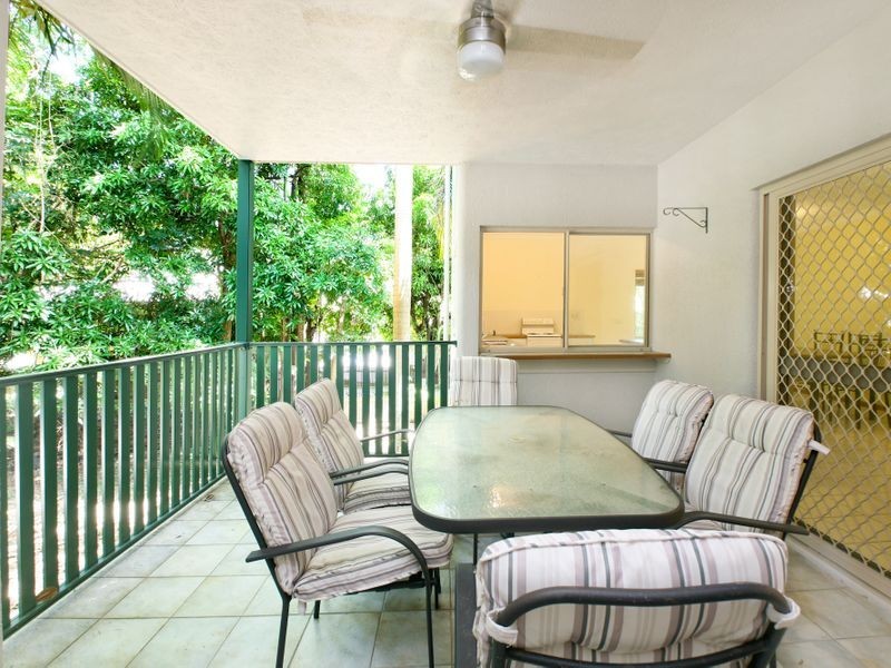 9/82 Old Smithfield Road, Freshwater QLD 4870